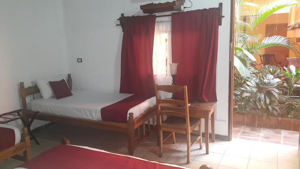 Hotel El Maltese Granada Buitenkant foto